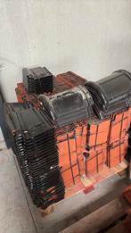 Diverse Dakpannen koramic, Ophalen, Zo goed als nieuw, Zwart, Dakpannen