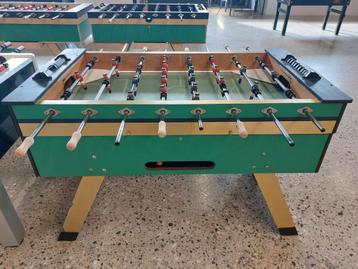 Retro tafelvoetbal / voetbaltafel / kicker beschikbaar voor biedingen