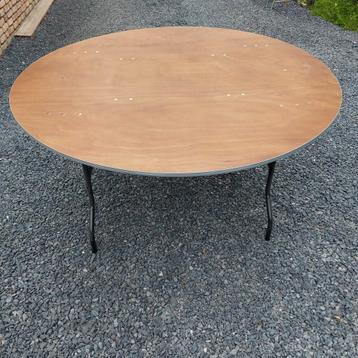 Klaptafel beschikbaar voor biedingen