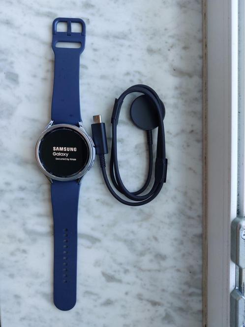 Galaxy Watch6 Classic, Handtassen en Accessoires, Smartwatches, Zo goed als nieuw, Android, Zilver, Afstand, GPS, Hartslag, Kompas