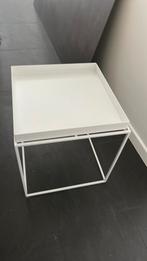 Hay Tray tafel, Huis en Inrichting, Tafels | Bijzettafels, Minder dan 55 cm, Vierkant, Nieuw, Ophalen