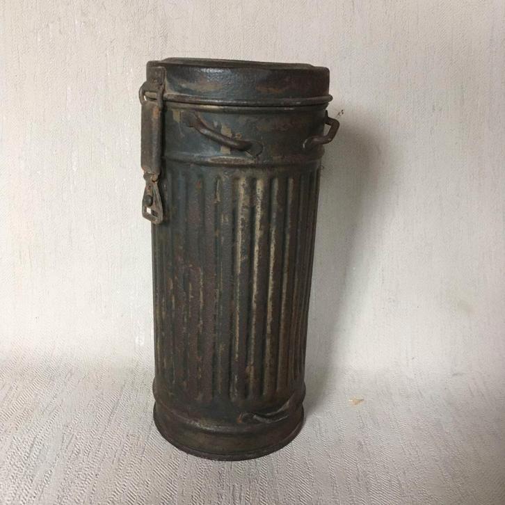 wo2 - Duitse gasmaskerbus Wehrmacht - kleurlagen, Verzamelen, Militaria | Tweede Wereldoorlog, Landmacht, Kist of Geocache, Ophalen of Verzenden