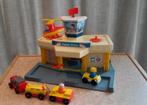 Aéroport Fisher-Price vintage (1980) et accessoires, Comme neuf, Set de jeu, Enlèvement ou Envoi