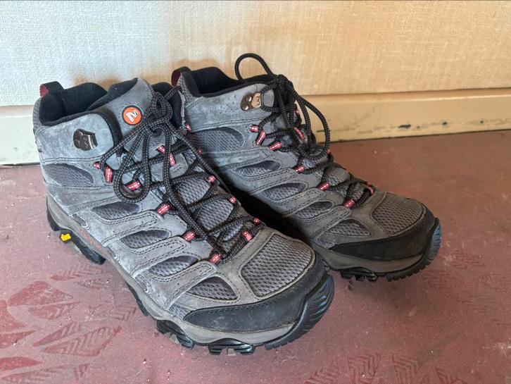 Zgan wandelschoenen Merrell Moab maat 11 of 45, Sport en Fitness, Bergsport en Wandelen, Schoenen, Ophalen of Verzenden