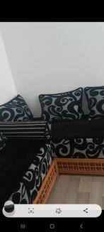 A DONNER TISSU+COUSSIN 0467 877 439, Maison & Meubles, Enlèvement ou Envoi, Comme neuf, Tissus