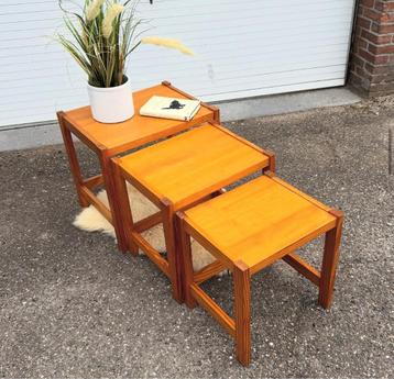 Tables de nidification en pin, Enlèvement