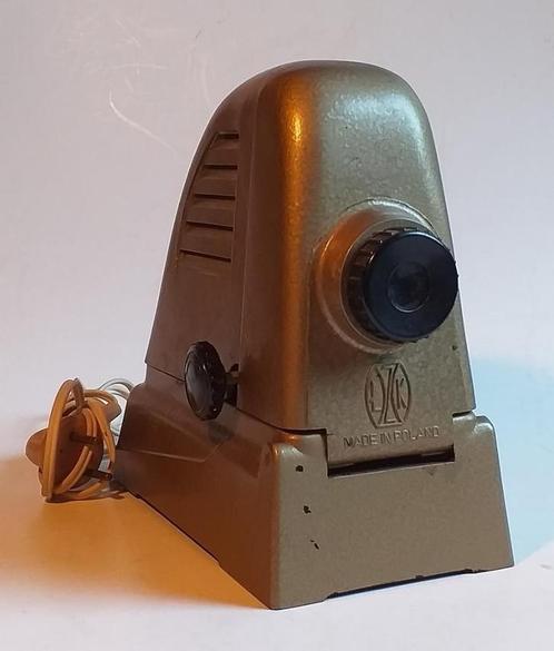 Bakeliet projector LZK Bajka - Polen, ca. 1955, Verzamelen, Foto-apparatuur en Filmapparatuur, Projector, 1940 tot 1960, Ophalen of Verzenden
