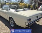 Ford Mustang Cabriolet - 1965 | Route 66 Auctions, Auto's, Automaat, Cabriolet, Wit, Bedrijf