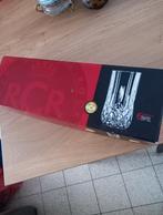 Lot de  5 verres de cristal