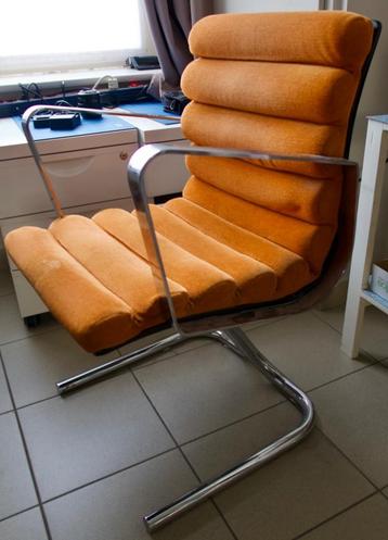 vintage bureaufauteuil oranje design uit 1960 beschikbaar voor biedingen