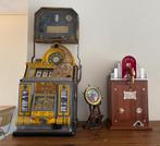GEVRAAGD ANTIEKE KNIKKERKAST CAFESPEL GOKKAST AUTOMAAT, Antiek en Kunst, Curiosa en Brocante, Ophalen