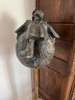 Sculpture resine Robert Alonzi, Enlèvement