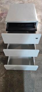 Armoir métallique pour bureau., Maison & Meubles, 3 ou 4 tiroirs, Enlèvement, Comme neuf, Métal