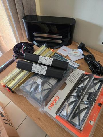 Neato Botvac oplader en accessoires beschikbaar voor biedingen