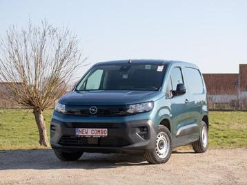 Opel Combo 1.2 MT6 110PK|CAMERA|NAVI|DIGITALE ACHTERUITKIJK beschikbaar voor biedingen