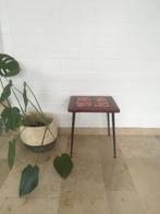 Vintage bijzettafeltje, Ophalen of Verzenden, Gebruikt, Vierkant