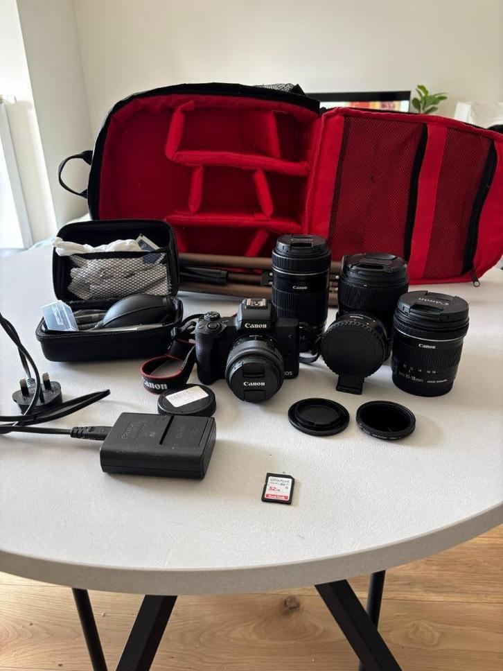 Canon EOS M50 Mark II Mirrorless Camera Bundle, Audio, Tv en Foto, Fotocamera's Digitaal, Zo goed als nieuw, Canon, Ophalen of Verzenden