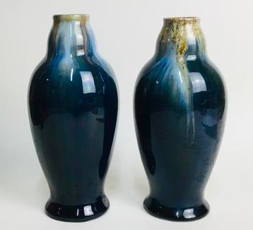 Faiencerie de Thulin Antiek keramiek 2 Art Deco vaasjes beschikbaar voor biedingen