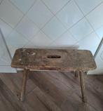 Antiek doorleefd houten melkkrukje, Antiek en Kunst, Ophalen of Verzenden