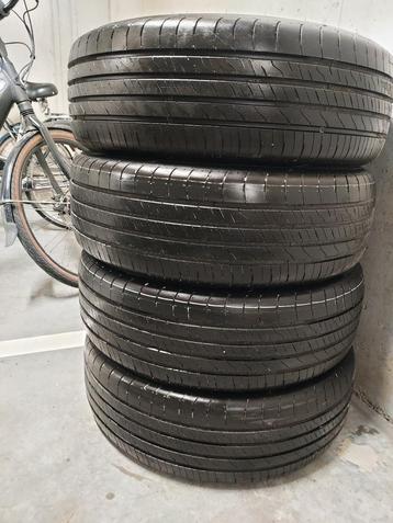 Autobanden/ Goodyear/ 215/60 R17 100H / DOT2624 beschikbaar voor biedingen