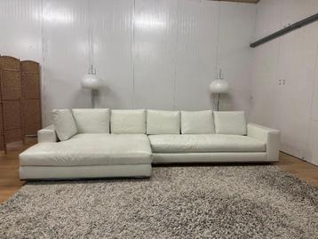 ZGAN Minotti Hamilton Hoekbank Wit Leer | NP: €30.000 beschikbaar voor biedingen