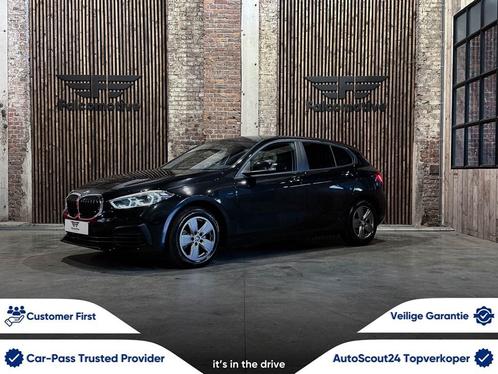 BMW 116 iA*AUT*NAVI PRO*DAB*CARPLAY*PDC*LED*F40*, Auto's, BMW, Bedrijf, 1 Reeks, ABS, Airbags, Airconditioning, Alarm, Bluetooth