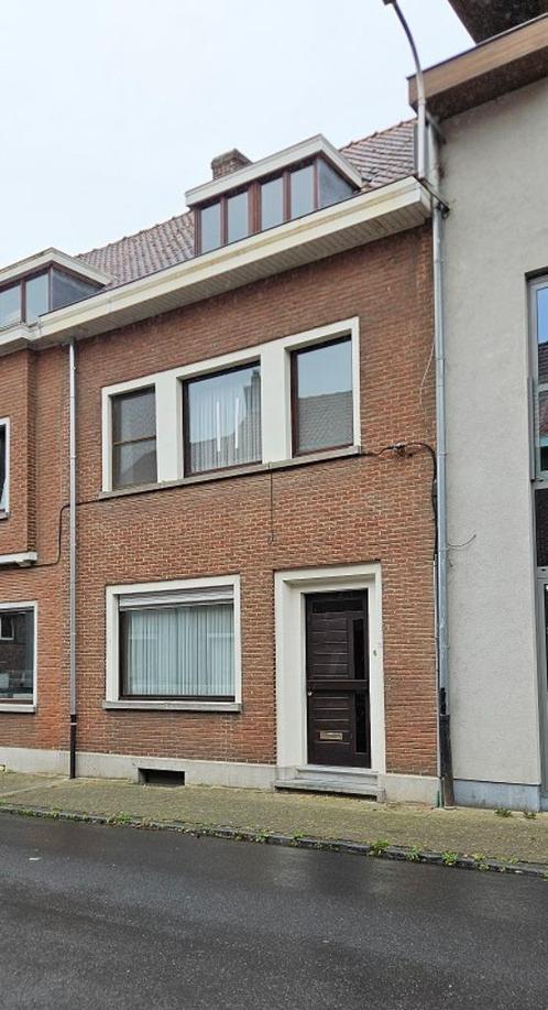 Maison à vendre à Zottegem avec 3 chambres, Immo, Maisons à vendre, Province de Flandre-Orientale, Jusqu'à 200 m², Ventes sans courtier