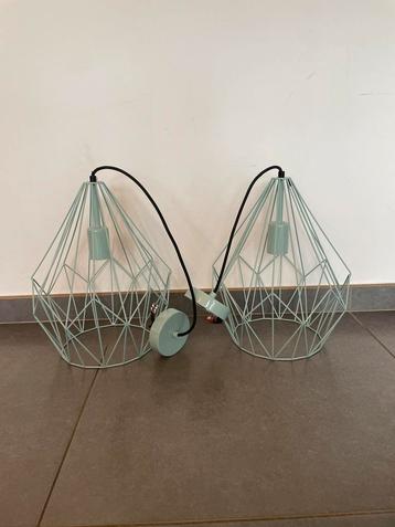 2 EGLO hanglampen mint kleur beschikbaar voor biedingen