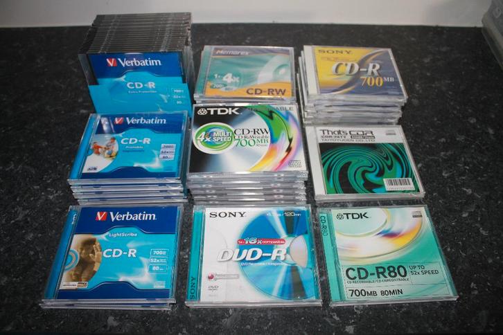 Tal van nieuw cd/dvd materiaal, Audio, Tv en Foto, Overige Audio, Tv en Foto, Nieuw, Ophalen of Verzenden