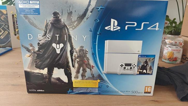 PS4 White edition, Games en Spelcomputers, Games | Sony PlayStation 4, Gebruikt, Overige genres, 2 spelers, Eén computer, Online