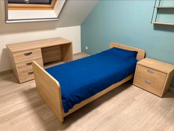 Jeugdkamer ombouwbaar naar babykamer  beschikbaar voor biedingen