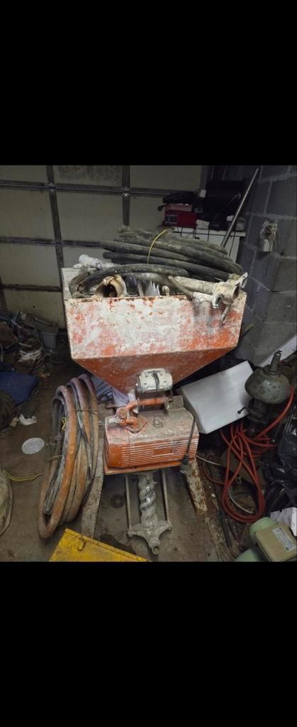 Pompe à mortier / Machine à projeter d’occasion 220volte, Bricolage & Construction, Outillage | Autres Machines, Enlèvement