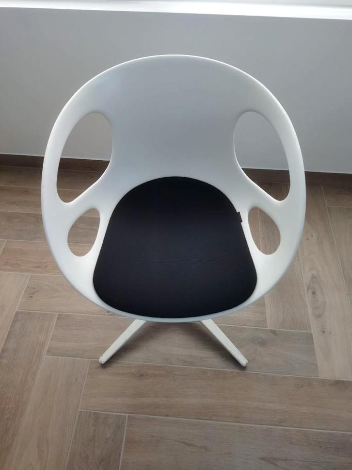 Set van 8 Fritz Hansen Rin Chair Design Stoel/ Draaibaar, Huis en Inrichting, Stoelen, Gebruikt, Vijf, Zes of meer stoelen, Kunststof