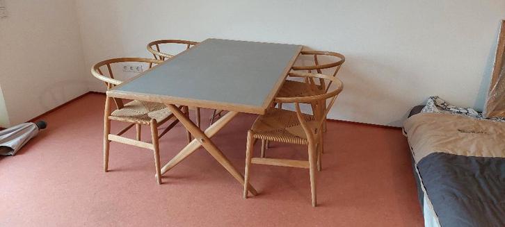 PP85 | Cross Legged Table - Wegner, Huis en Inrichting, Tafels | Eettafels, Gebruikt, Vier personen, Rechthoekig, Overige houtsoorten