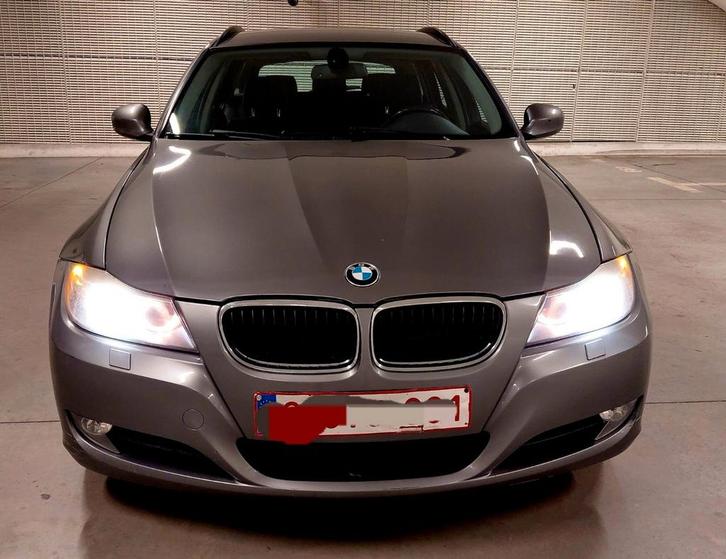 BMW 318d Touring – 2012 – Euro 5
 267 000 km, Auto's, BMW, Particulier, Lederen bekleding, Zetelverwarming, Euro 5, Leder, Ophalen