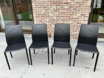 stoelen beschikbaar voor biedingen