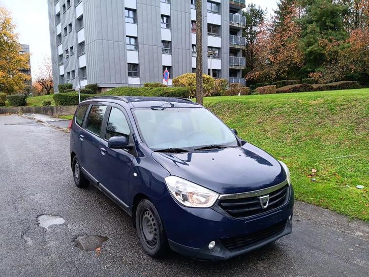 Dacia Lodgy 1.5 dCi 90 Ch 2012 Euro 5b Clim GPS 7 Place, Auto's, Dacia, Particulier, Lodgy, ABS, Airbags, Airconditioning, Bluetooth