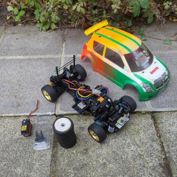 Tamiya M-03 chassis + upgrades, Savöx SH-1290MG, CVD assen beschikbaar voor biedingen