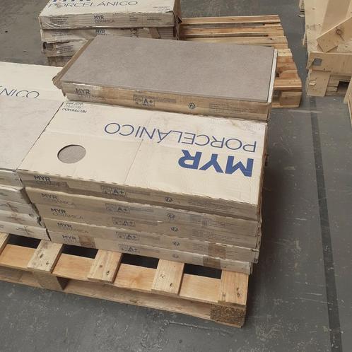 Gerectificeerde tegels, Restpartij, Mat grijs, 11m2, Nr115, Huis en Inrichting, Woonaccessoires | Overige, Nieuw, Ophalen of Verzenden