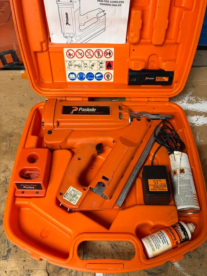 Cloueur paslode im350/90ct proche du neuf, Doe-het-zelf en Bouw, Gereedschap | Boormachines, Zo goed als nieuw, Ophalen of Verzenden