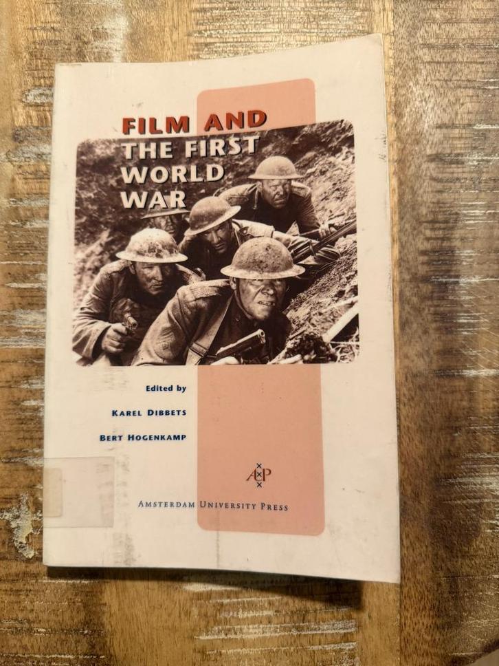 Film and the First world War - K. Dibbets / B. Hogenkamp, Boeken, Film, Tv en Media, Zo goed als nieuw, Vakgebied of Filmindustrie