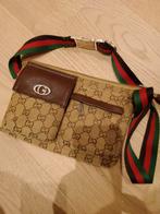 Schoudertas Gucci, Handtassen en Accessoires, Tassen | Damestassen, Ophalen, Zo goed als nieuw, Handtas