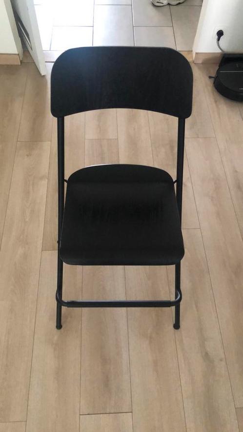 Barstoel met voetenrust FRANKLIN (IKEA), Huis en Inrichting, Barkrukken, Zo goed als nieuw, Kunststof, Met voetsteun, Ophalen