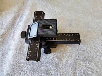 Te koop 1x Macro instelslede 4 weg nieuwstaat. beschikbaar voor biedingen