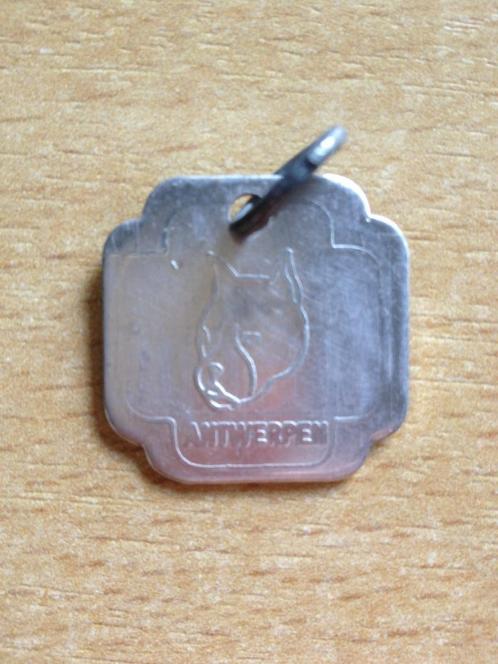 3 dog tags hangertjes / juwelen / oude hondenpenningen, Verzamelen, Dierenverzamelingen, Hond of Kat, Ophalen of Verzenden