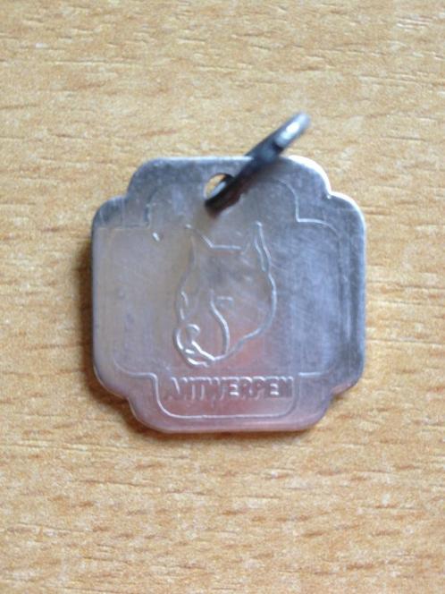 3 dog tags hangertjes / juwelen / oude hondenpenningen, Verzamelen, Dierenverzamelingen, Hond of Kat, Ophalen of Verzenden