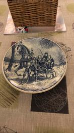 Wandbord met paard en slee, Ophalen