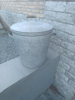 Grote zinken ton met handvaten en deksel, Ophalen