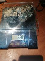 pyrite 828 grammes, offre unique, solide avec tourmaline, Enlèvement ou Envoi