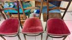 Très anciennes chaises capitonnées garnie velours rouge, Maison & Meubles, Chaises, Comme neuf, Rouge, Enlèvement ou Envoi